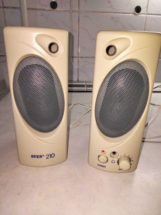 Колонки компьютерные. SVEN 210