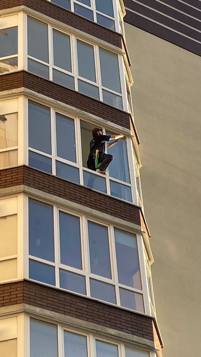Миття вікон у квартирах