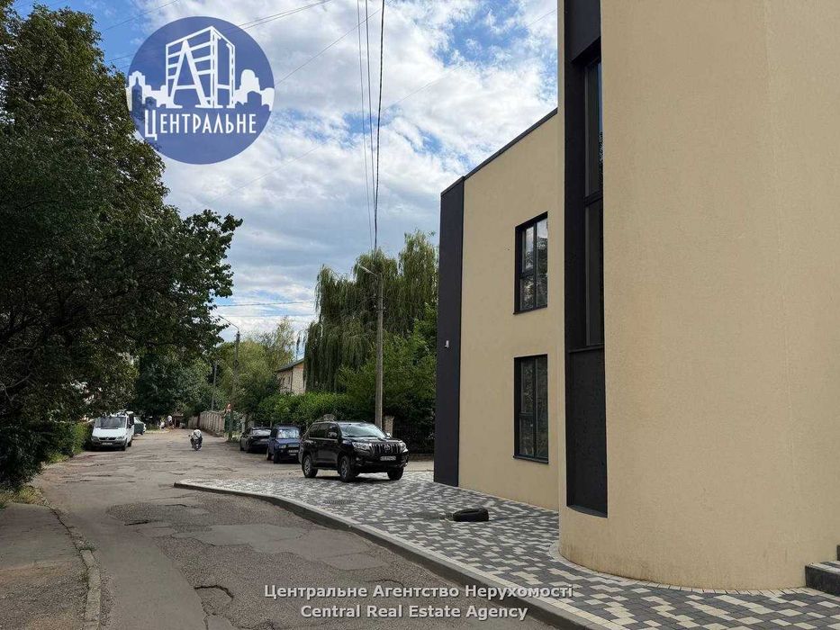 Пропонується в оренду обʼєкт нерухомості для бізнесу.