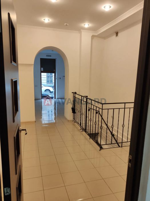 Продаж комерційне приміщення, Краківський р-к, МАГАЗИН ЦЕНТР ЛЬВОВА