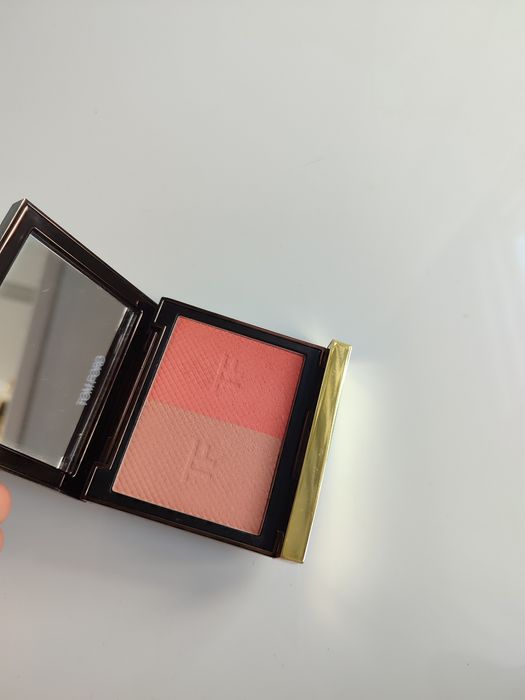 Tom Ford róż 02 Explicit Flush shade illuminate sculpter duo blush