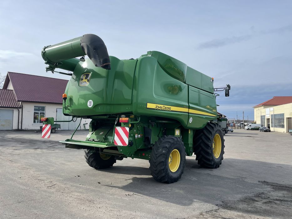 Комбайн John Deere S690i 2011 Продаж