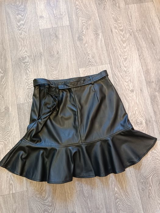 Спідниця екошкіра NEW LOOK.