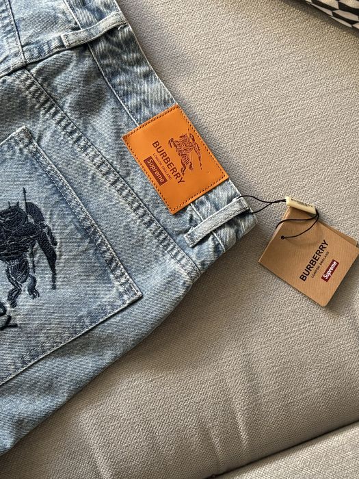 Spodnie Jeansowe - Straight Fit BURBERRY X SUPREME