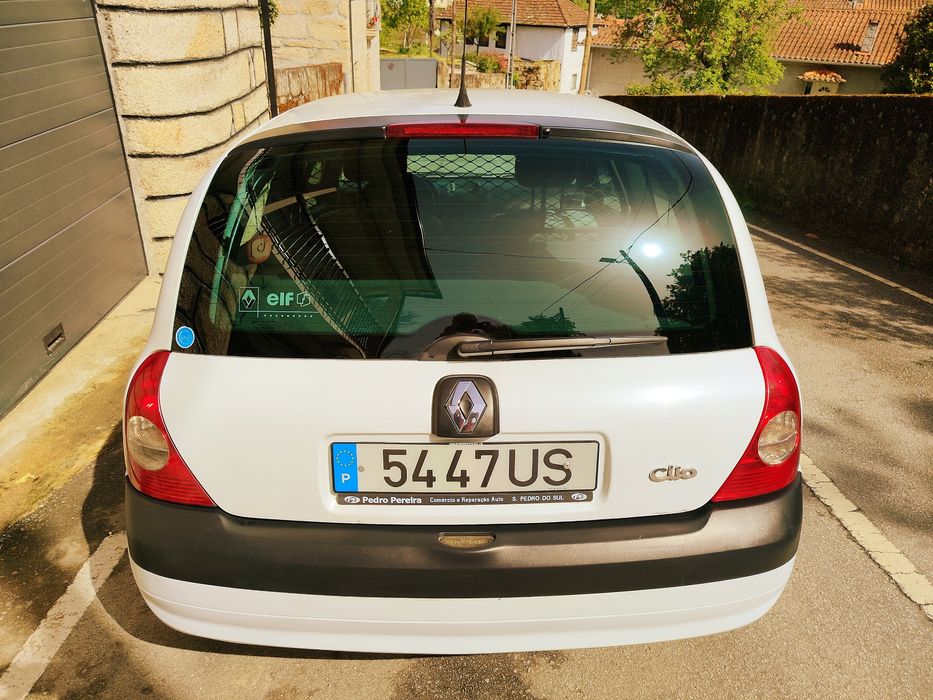 Renout Clio comercial