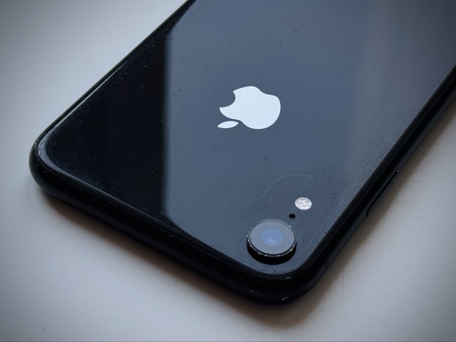 IPhone XR 64 GB, акб 80%