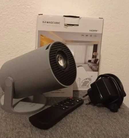 Projetor MagCubic HY300 Pro | Android | Novo