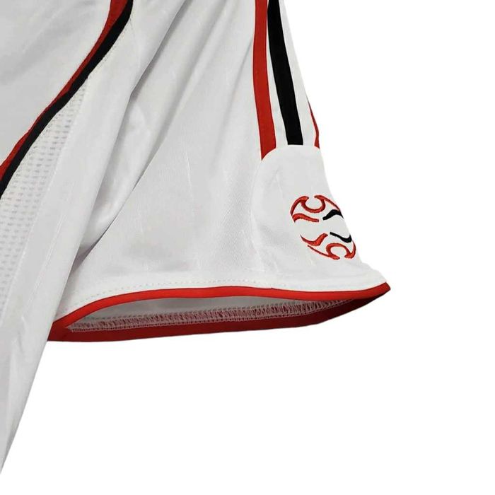 Camisola Retro AC Milan 2006/2007 – Homem – Branca com detalhes vermelhos