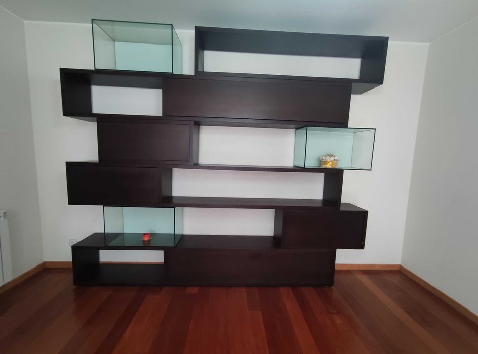 Móvel sala/escritório com aquários