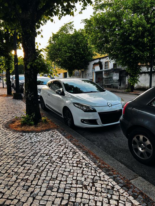 RENAULT Mégane III Coupé Gtline 1.5 dci 110cv