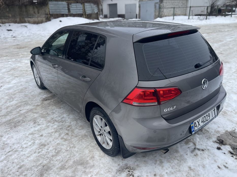 Продам Volkswagen Golf 7