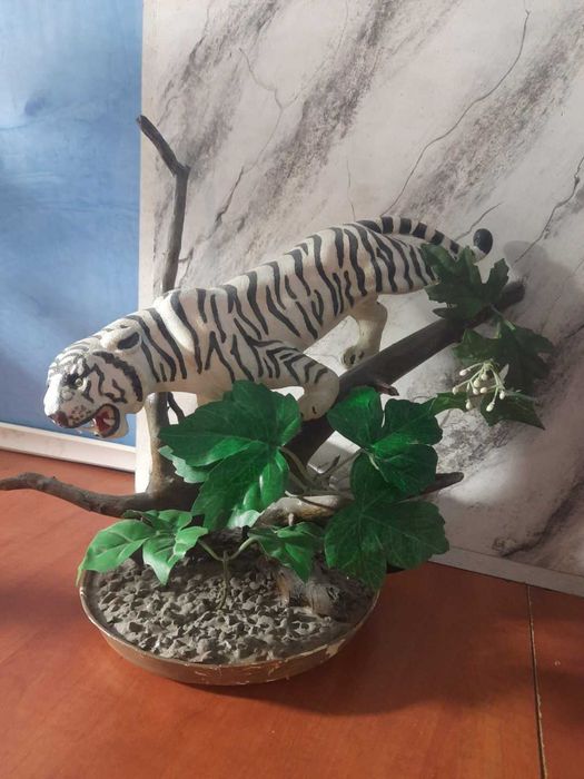 Figura - Chiński Biały tygrys