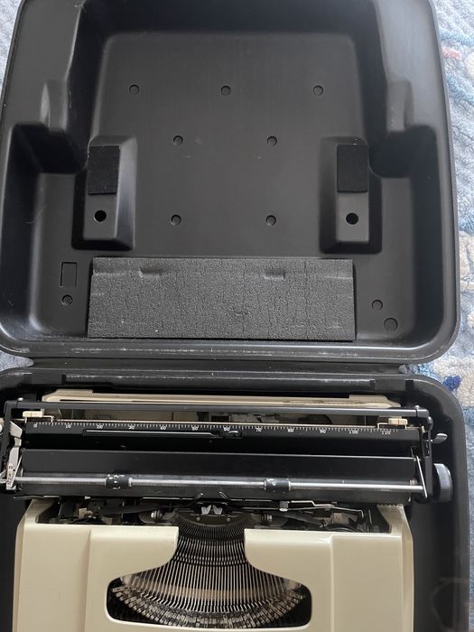 Maquina de escrever Brother