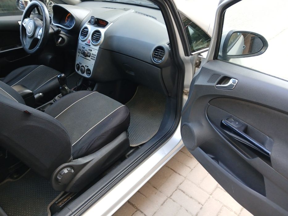 Опель Корса Д 1.3CDTI