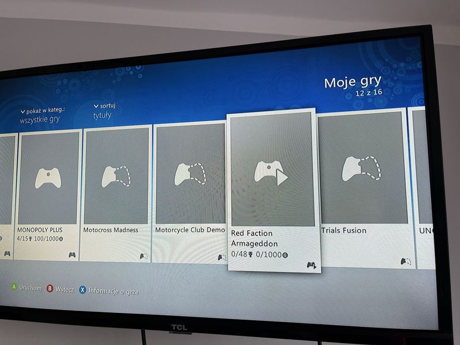 Xbox 360 e + 1 gra