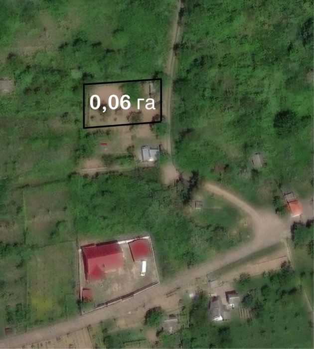 Земельна ділянка 0.06 га. Чорна гора. Асфальтована дорога