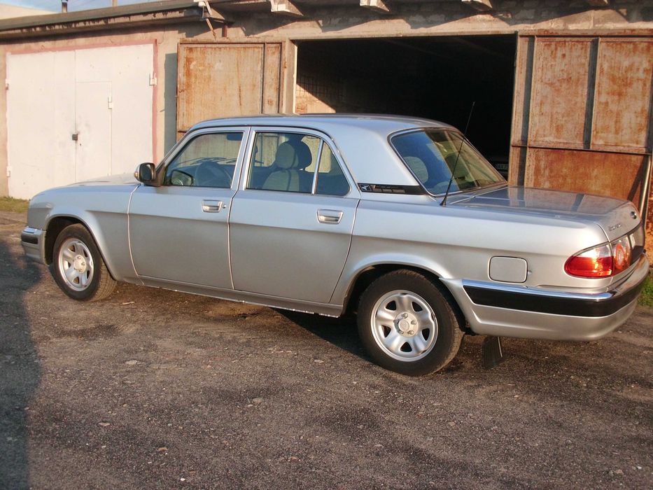 Продам авто Волга 31105 с малым пробегом