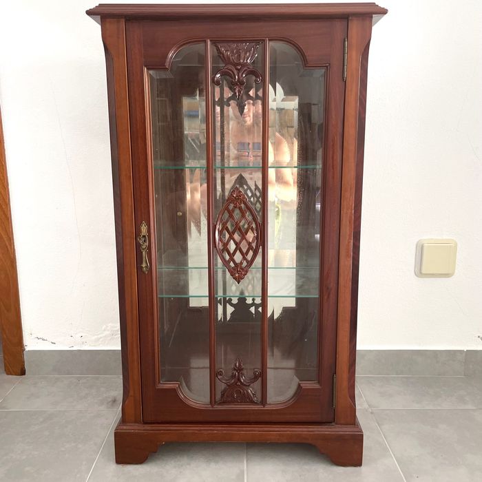 Cristaleira Vintage Estilo Vitoriano