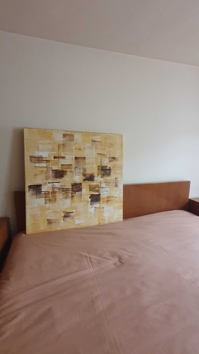 Cama king size com estrado e colchão