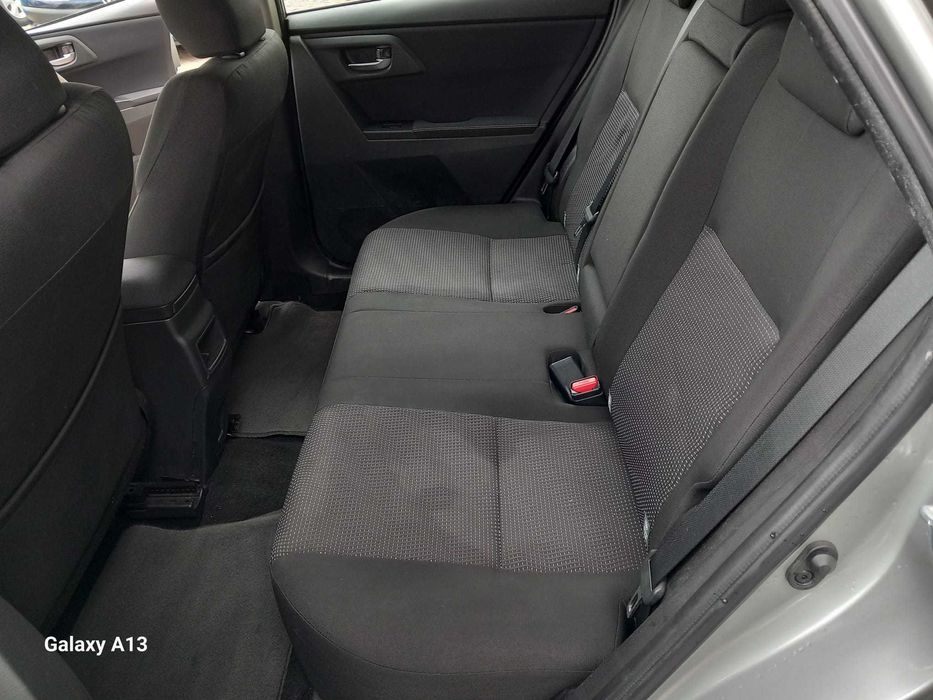 TOYOTA AURIS Combi 1.3 Dual-VVTi Nacional Gasolina