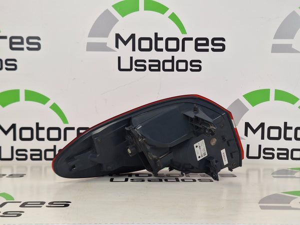 Farol Traseiro Direito BMW Serie 2 F46