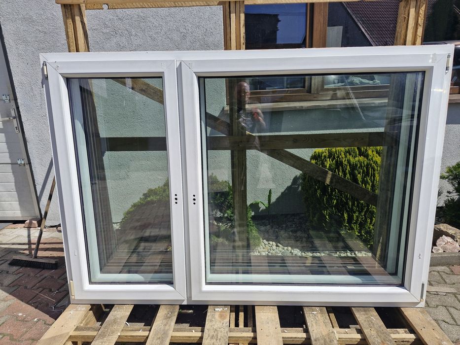 Okno PCV białe 136x135 cm