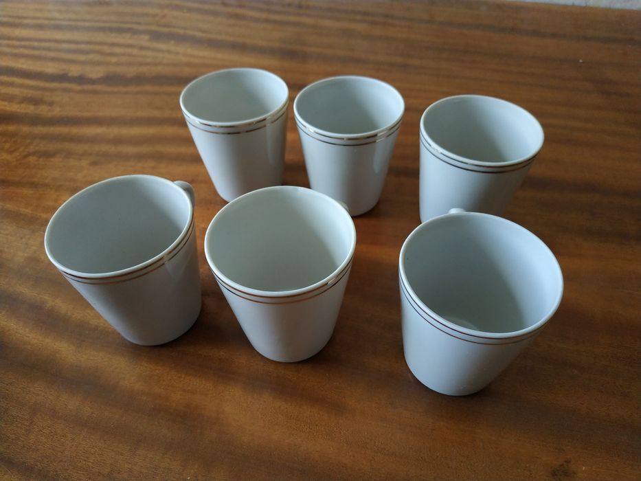 Чашки для кофе. Новые фарфор  7 экз. по 60 грн.