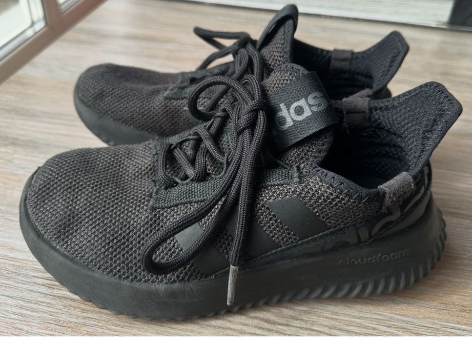 Кросівки Adidas 35 розмір