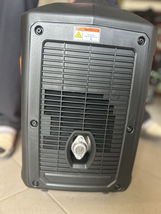 Продам генератор 2.8-3кВт інвенторний