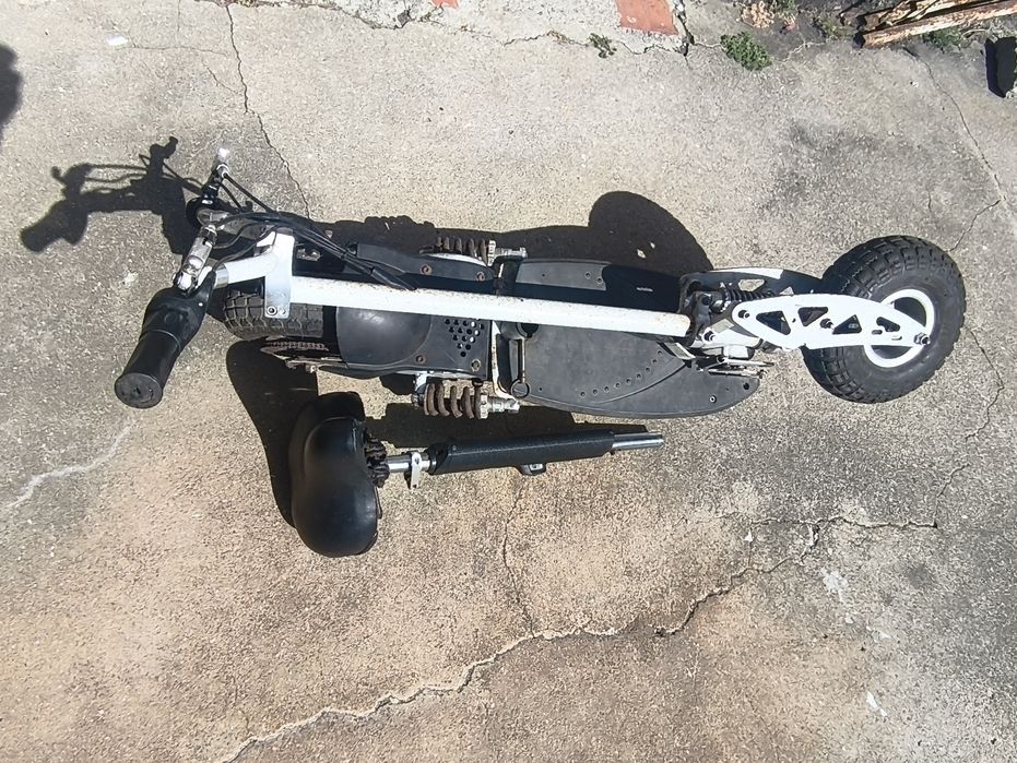 Trotinete bateria desmontável