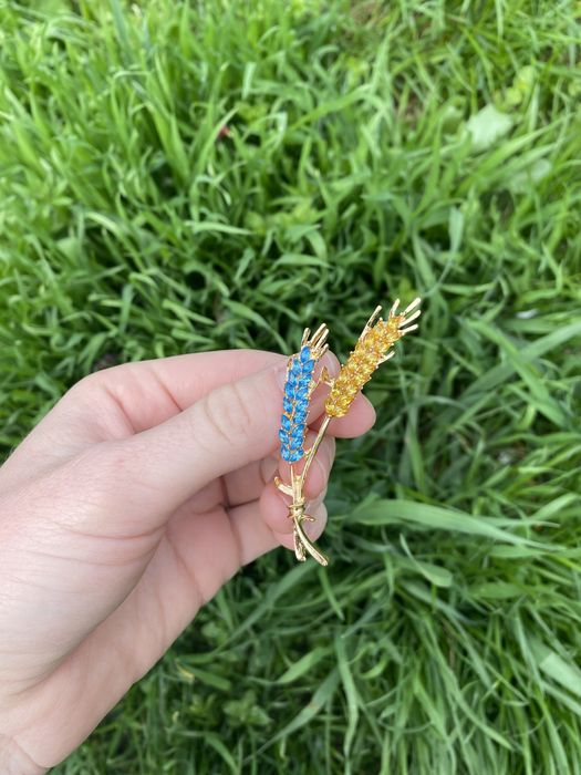 Патріотична брошка