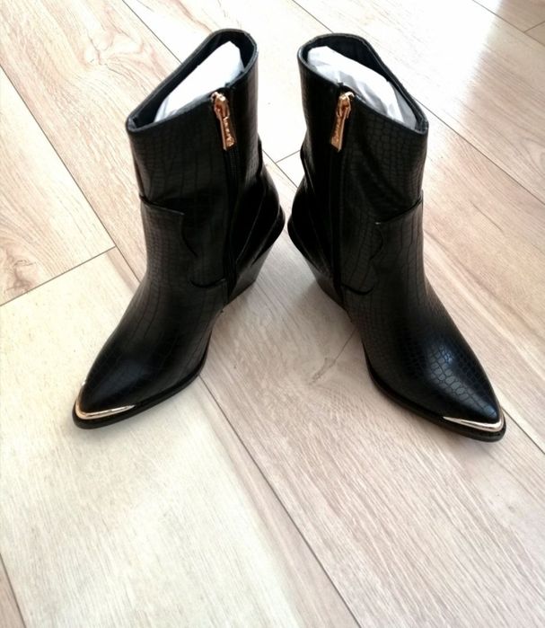 Eleganckie botki damskie