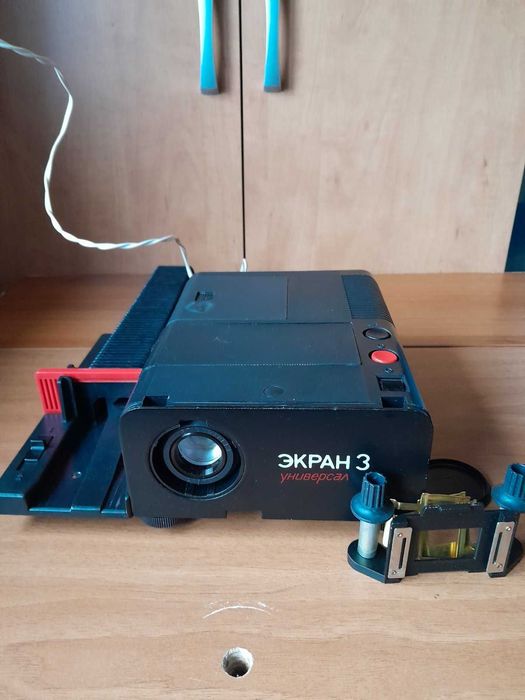 Диапроектор Экран 3 "Универсал"