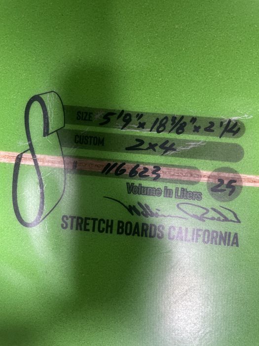 Prancha Stretch 5’9 swallow