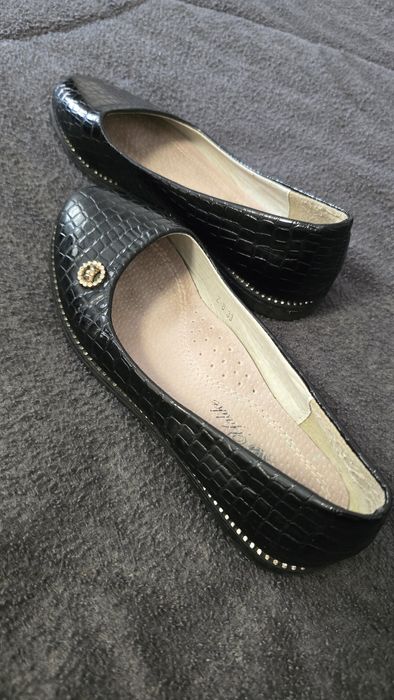 Туфлі на дівчинку