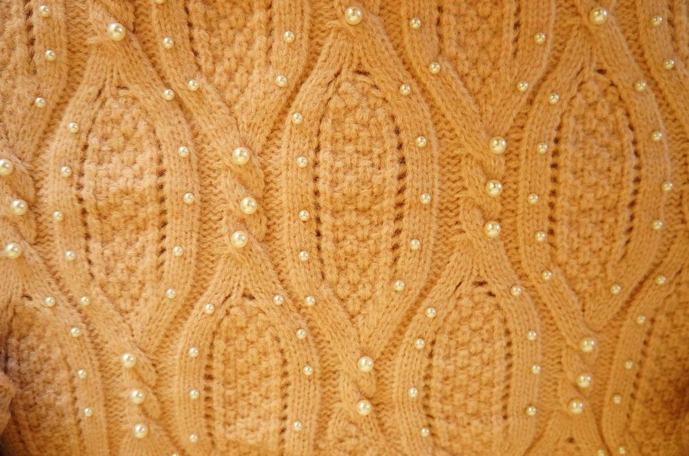 Sweter z perełkami koralikami allie róż oversize Exquiss’s Paris 42 44