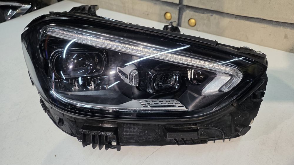 Mercedes C-Class W 206 C206 Digital LED Multibeam фари комплект OEM Європа W206 C200 C300 C43 AMG Line