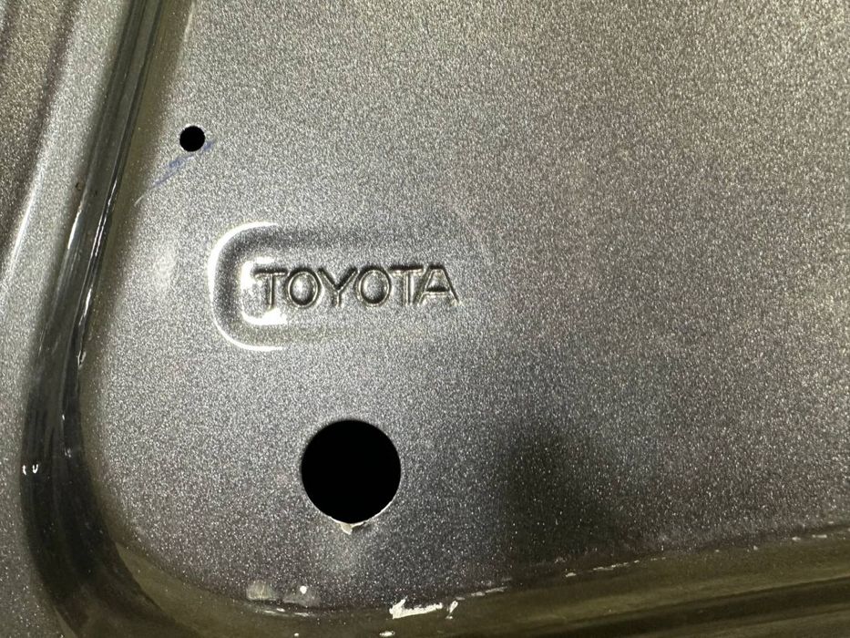 Капот Toyota C-HR CHR ( 2016 2017 2018 2019 2020 2021 2022 2023 г.)