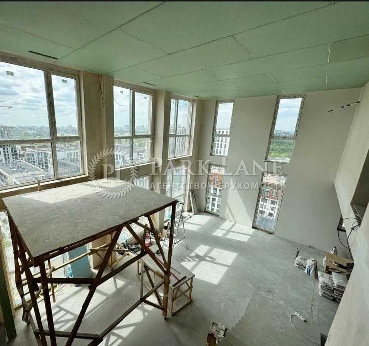 Без% Файна Таун 4к квартира з терасою та частковим ремонтом ТОРГ 192м2