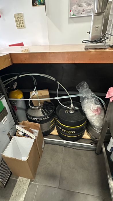 Balcão de Bar em L – Estilo Industrial – Tampo e Acabamento em Cobre