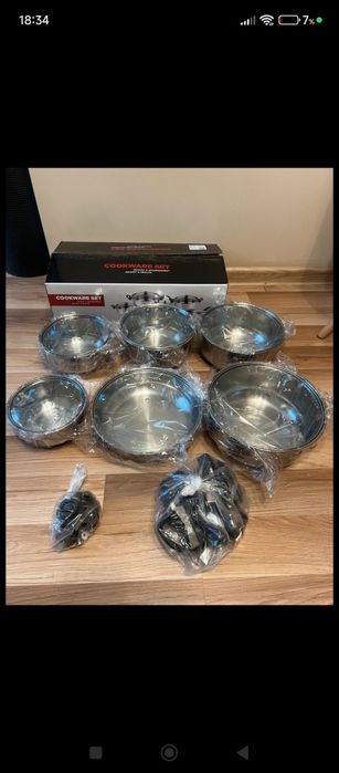 Zestaw garnków 5szt patelnia i 6 pokrywek