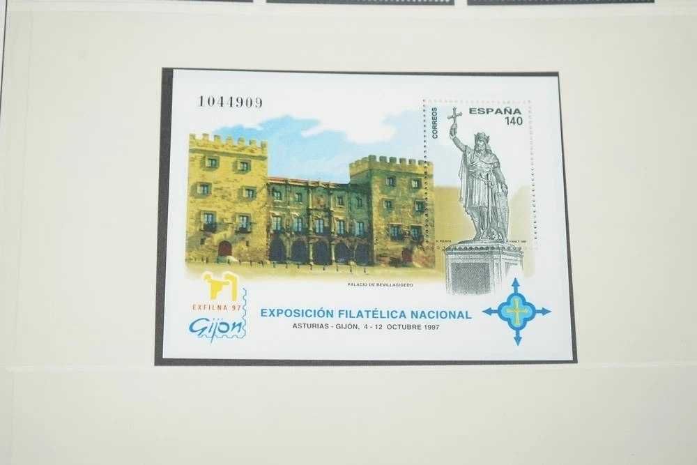 españa 1997-2000 coleção de 170 selos e 25 folhas de souvenirs em álbum 
