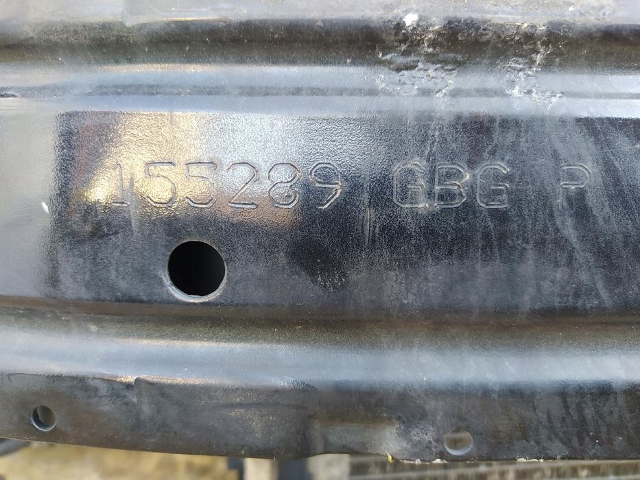 Opel Astra J Benzyna Pas Przedni Przód