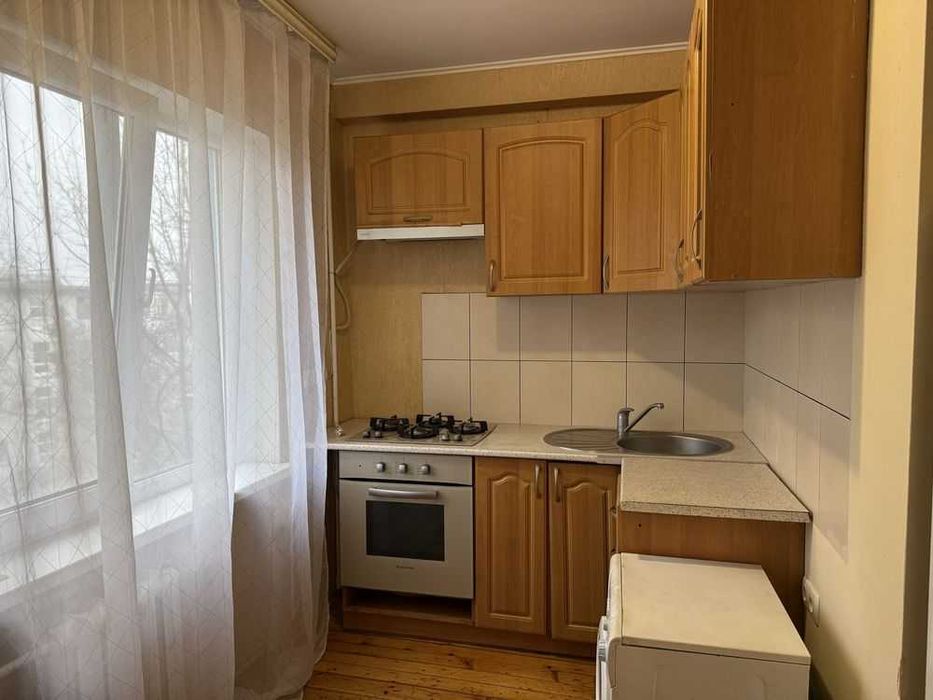 +Продам 1 ком.квартиру ул.Нижнеднепровская 16000 дол.