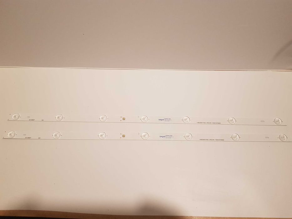 Podświetlenie LED TV Blaupunkt,Sharp 32'' CRH-P32CA3535T030751U-REV1.0