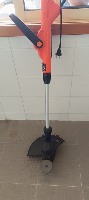 Aparador Elétrico Beste628 Black&Decker