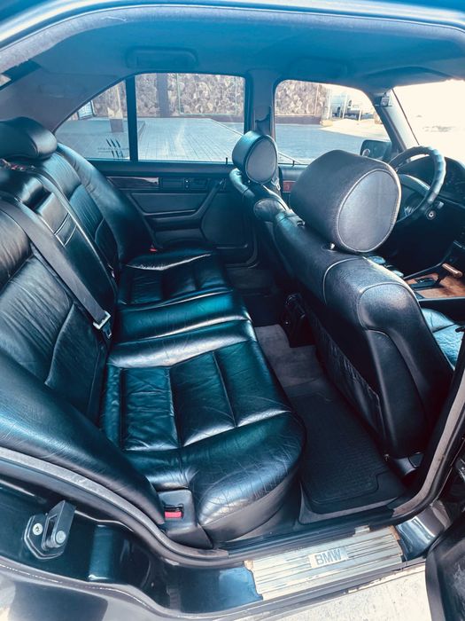 Продам BMW Е34 530i АКПП