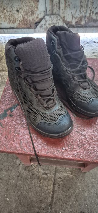 Берці літні . Нові.