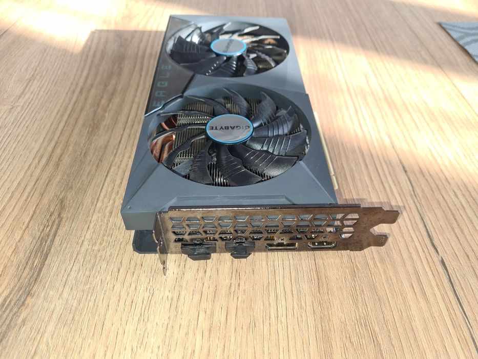 GeForce RTX™ 3060 Ti EAGLE OC 8G (rev. 2.0)