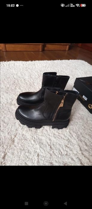 Nowe botki Kazar